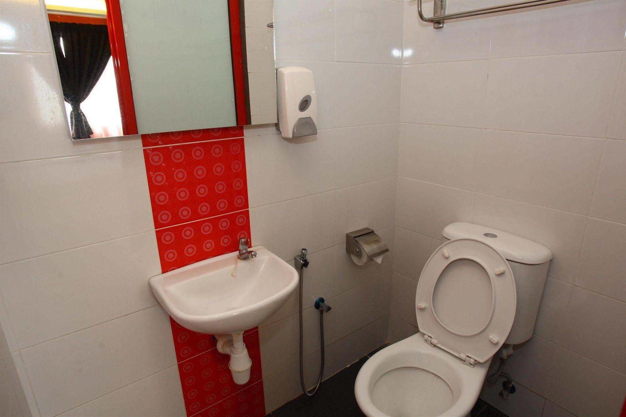 My Home Hotel @ Taman Connaught Cheras Eksteriør bilde